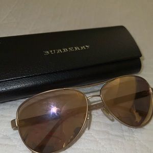 Burberry rose gold aviator sunglasses